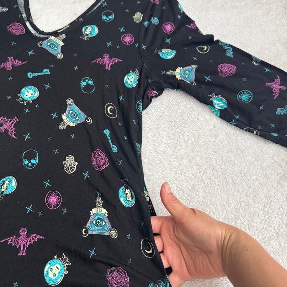 Torrid Disney Haunted Mansion Black Multicolor Print Dress plus Size 2 nwot - Picture 6 of 14